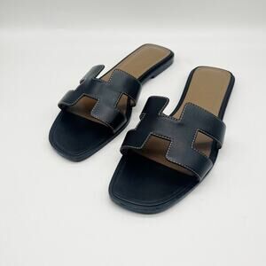 Hermes Oran Sandals‎ in Black Noire Piqures Ecrues Size 40/9.5